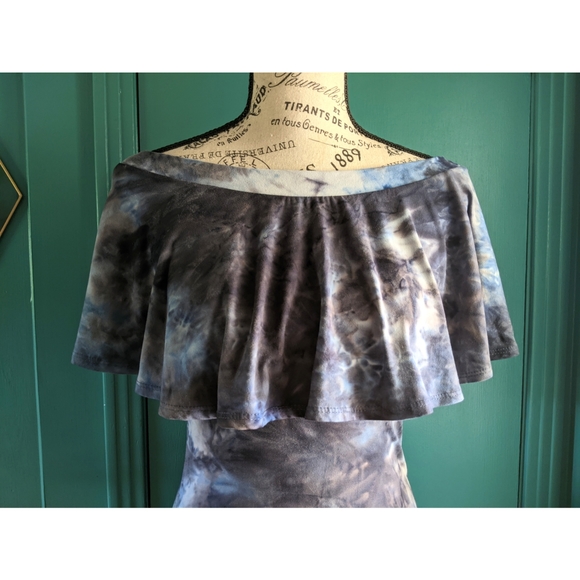 NWOT Tie Dye Flounce Bodysuit - Picture 3 of 8